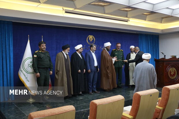 تصاویری از آئین معارفه مدیران تبلیغات اسلامی لرستان تصاویری از آئین معارفه مدیران تبلیغات اسلامی لرستان