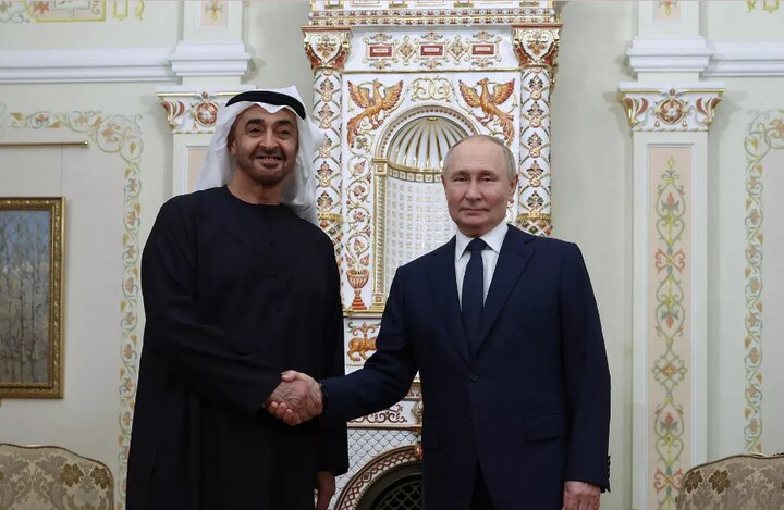 Putin holds talks with UAE President Al Nahyan