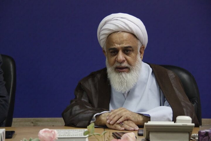 وحدت مسئولان کلید توسعه آبیک است