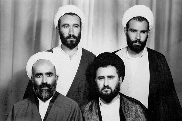 اگر مصطفی نیست مجتبی هست/دوچرخهسواری بیتصدیق و تبحر در مشاعره اگر مصطفی نیست مجتبی هست/دوچرخهسواری بیتصدیق و تبحر در مشاعره