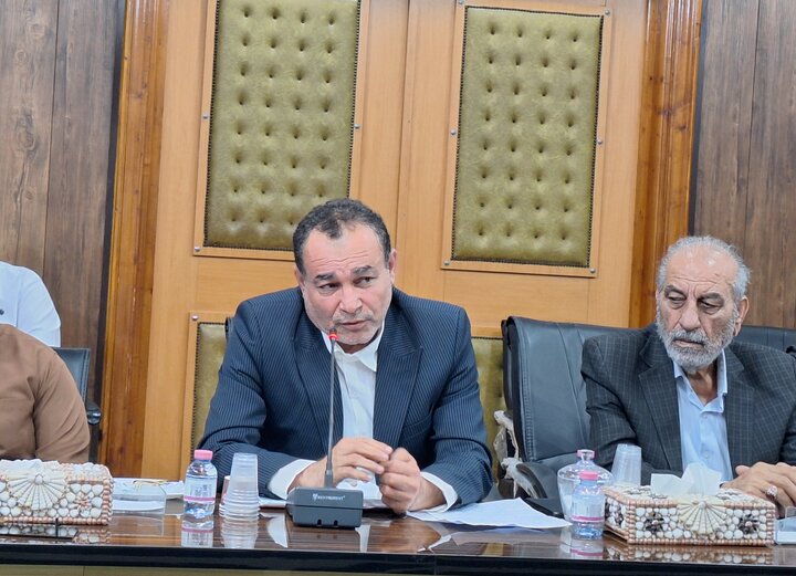 مسئولان ادارات گناوه دربرگزاری مراسم ۱۳ آبان همکاری کنند مسئولان ادارات گناوه دربرگزاری مراسم ۱۳ آبان همکاری کنند