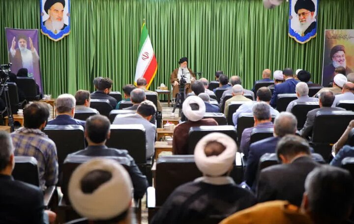 دومین نشست هماندیشی با فعالین و نخبگان فرهنگی و اجتماعی در مشهد