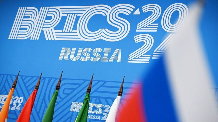 Çin Cumhurbaşkanı BRICS Zirvesi'ne katılmak üzere Kazan'da