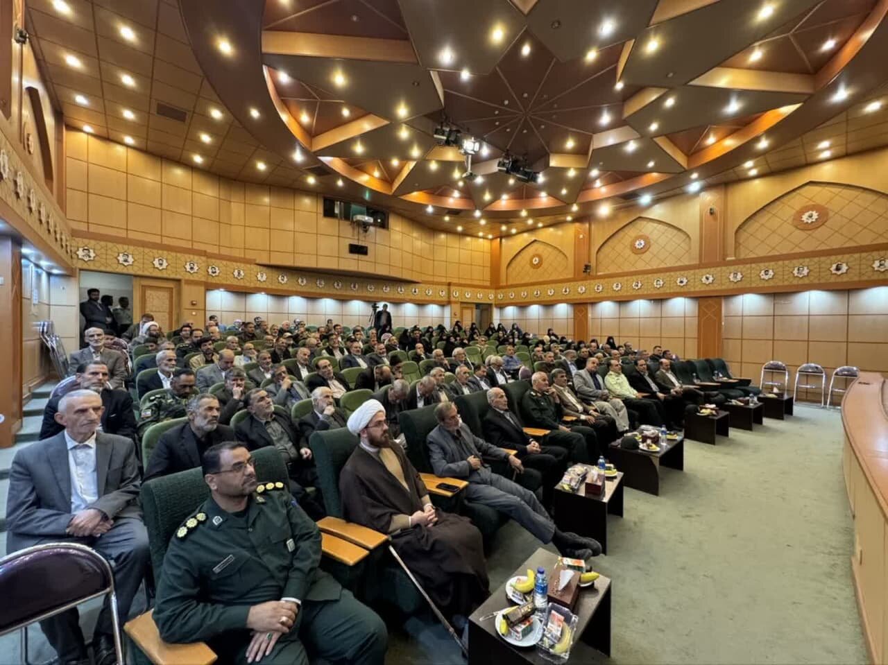 برگزاری آئین رونمایی کتاب « از ارتفاعات سخت تا نخلهای بیسر»