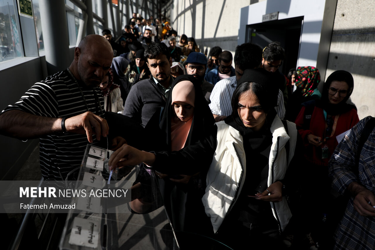 نیروهای داوطلب چطور در برگزاری یک جشنواره مشارکت میکنند؟