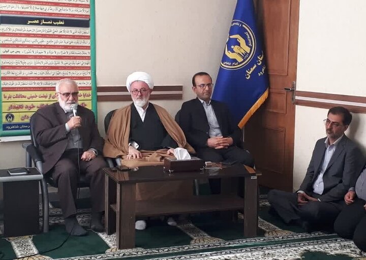 مسکن، توانمند سازی و اشتغال اولویتهای اصلی کمیته امداد است مسکن، توانمند سازی و اشتغال اولویتهای اصلی کمیته امداد است