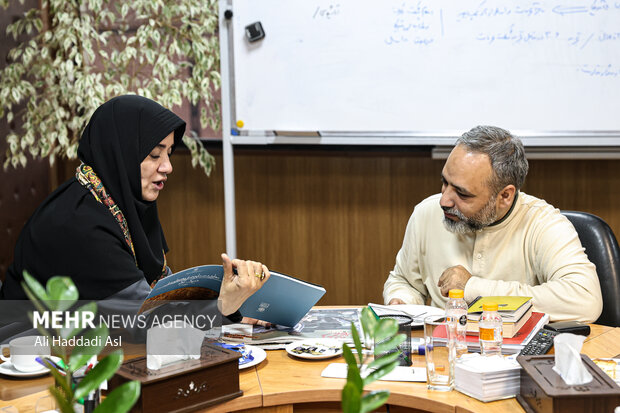 بازدید معاون صنایع‌ دستی وزارت میراث فرهنگی از خبرگزاری مهر