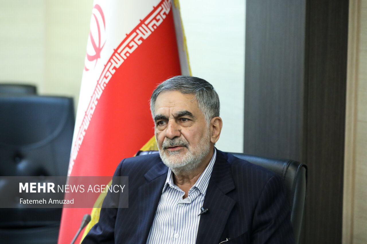 هواپیما در ارتفاع ۱۰ متری بود که محققی گفت پیروان جلو را نمیبینم هواپیما در ارتفاع ۱۰ متری بود که محققی گفت پیروان جلو را نمیبینم