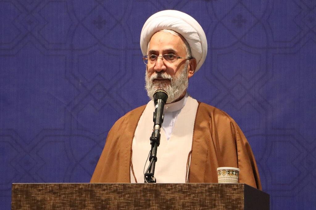 موحدی آزاد: دشمن به دنبال تضعیف غیرت دینی و ملی است موحدی آزاد: دشمن به دنبال تضعیف غیرت دینی و ملی است