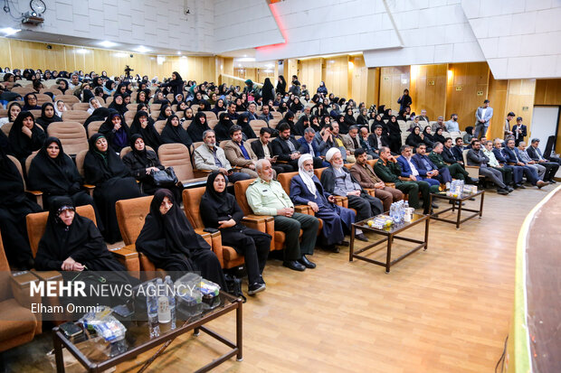 همایش بانوی پاسدار «مرضیه حدیدچی» در سنندج