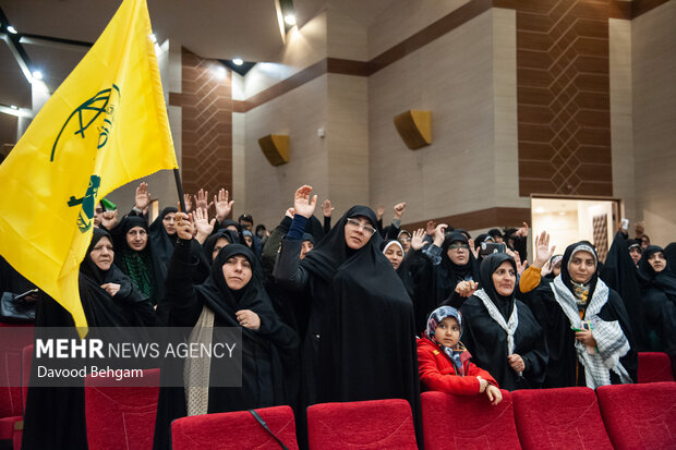 همایش «ایران همدل؛ لبیک یا امام» در مشهد