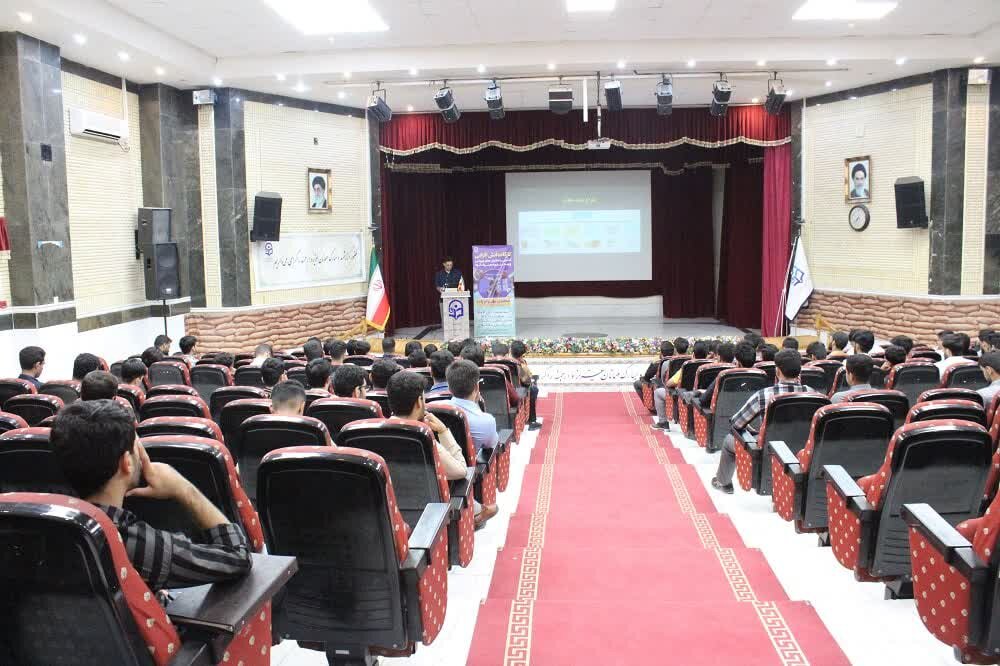 کارگاه آشنایی با مکملهای ورزشی در بوشهر برگزار شد