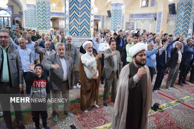 تجمع جمعههای خشم در بهاباد برگزار شد