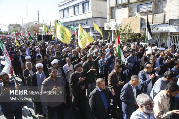 تشييع جثمان الشهيد الدكتور "علي حيدري" في مدينة قم المقدسة