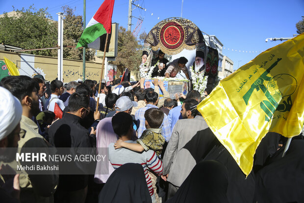 تشييع جثمان الشهيد الدكتور "علي حيدري" في مدينة قم المقدسة