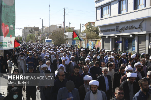 تشييع جثمان الشهيد الدكتور "علي حيدري" في مدينة قم المقدسة