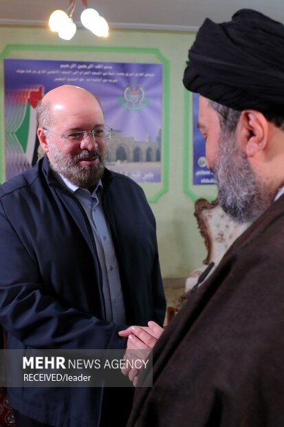 Leader sons visit Hamas office in Tehran