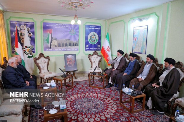 Leader sons visit Hamas office in Tehran