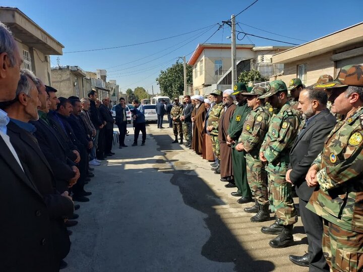 حضور نماینده ولی فقیه در کرمانشاه در منزل شهید «سجاد منصوری»