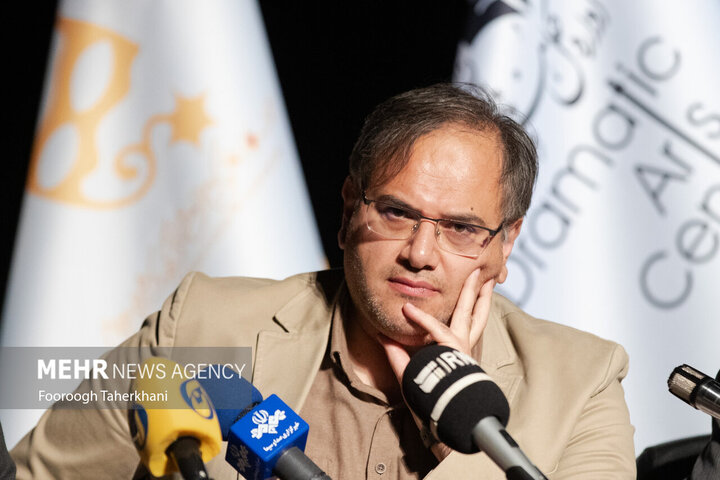 حمید نیلی: جای جشنواره تئاتر دانشگاهی در تئاتر ایران خالی است حمید نیلی: جای جشنواره تئاتر دانشگاهی در تئاتر ایران خالی است