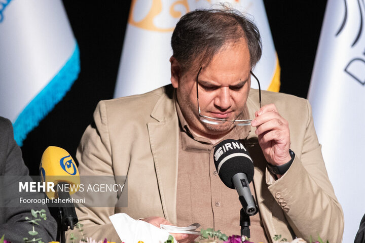 دل نوشته یک مدیر فرهنگی در آستانه تشییع رهبر شهید؛ دلمان تنگ می شود