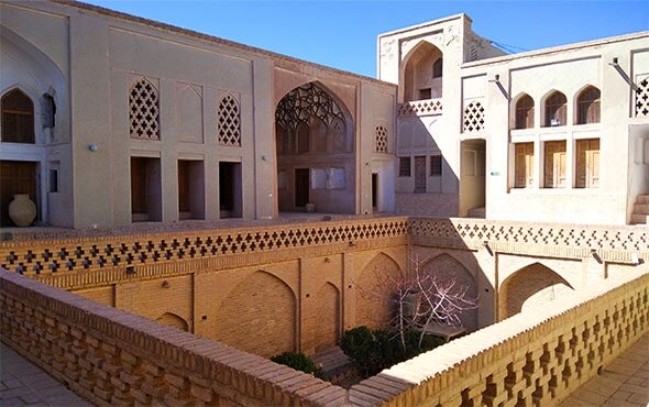 نائین، دبیرخانه کمیسیون ملی حفظ و احیای بافتهای تاریخی کشور شد