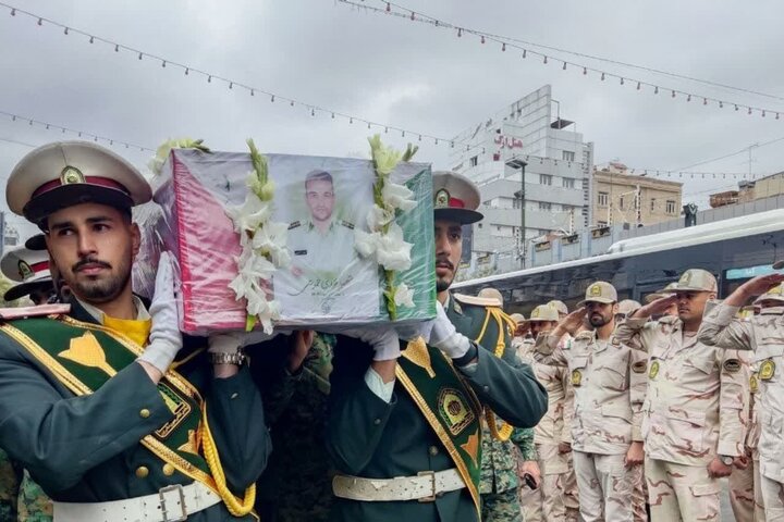 مراسم تشییع پیکر مطهر شهید «خموشی» در مشهد آغاز شد