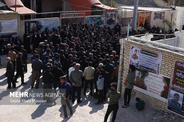 تشییع پیکر شهید جهاندیده در رامهرمز تشییع پیکر شهید جهاندیده در رامهرمز