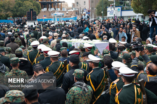 تشییع پیکر شهید «مهدی خموشی» در مشهد