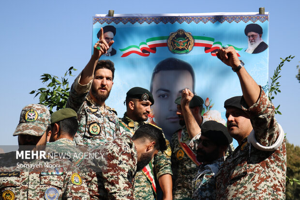 تشییع پیکر شهید پدافند هوایی «سجاد منصوری» در کرمانشاه