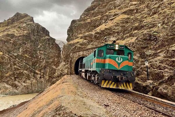 معرفی قطارهای فدک؛ استانداردهای جدید در حمل و نقل ریلی لوکس - خبرگزاری ...