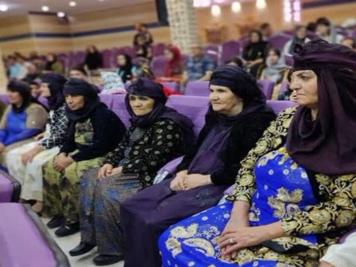 «سهروین» نماداصالت زن کُرد/لزوم حفظ پوشش اصیل در برابر هجمه غرب «سهروین» نماداصالت زن کُرد/لزوم حفظ پوشش اصیل در برابر هجمه غرب