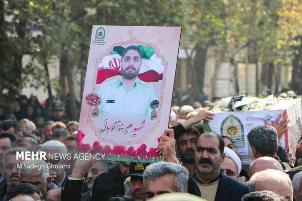 تشییع پیکر شهید امنیت «علیرضا آقاجانی» در آستانه اشرفیه