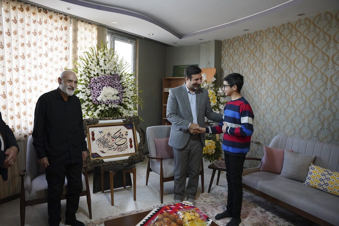 جهان بدون چنین قهرمانانی جای زیبایی برای زندگی نیست