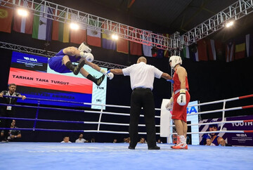 Iranian boxer into semifinal in World Boxing Championships