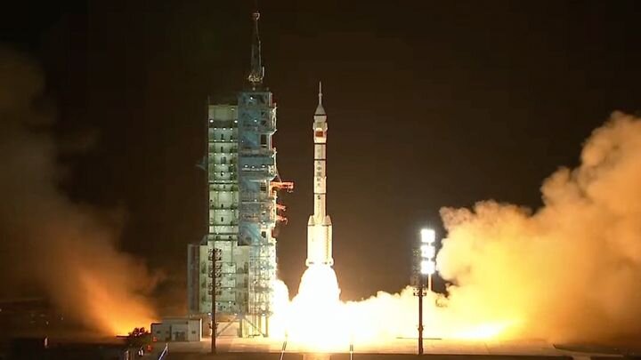 China launches Shenzhou-20 crewed spaceship - Mehr News Agency