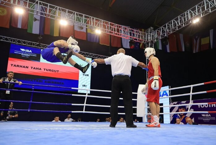 Iran Boxer Iranian boxer into semifinal in World Boxing Championships - Mehr News ...