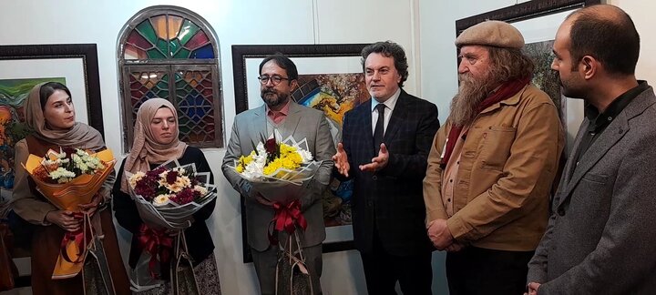 Türk ve İranlı sanatçıların katıldığı Yunus Emre Enstitüsü'de sanat sergisi düzenleniyor