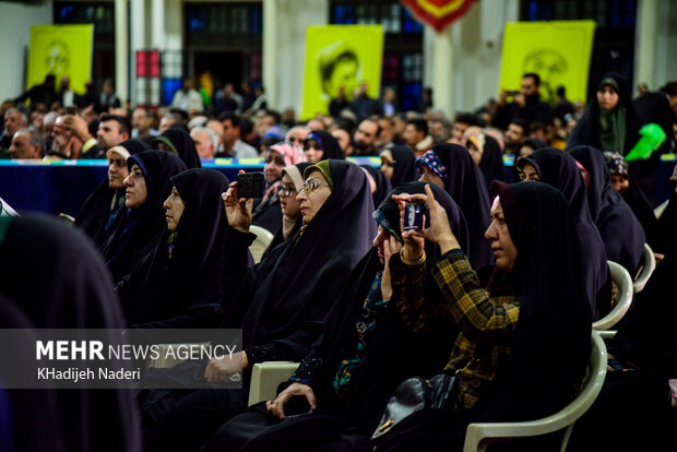 آیین همدلی بانوان دیار نصف جهان با جبهه مقاومت