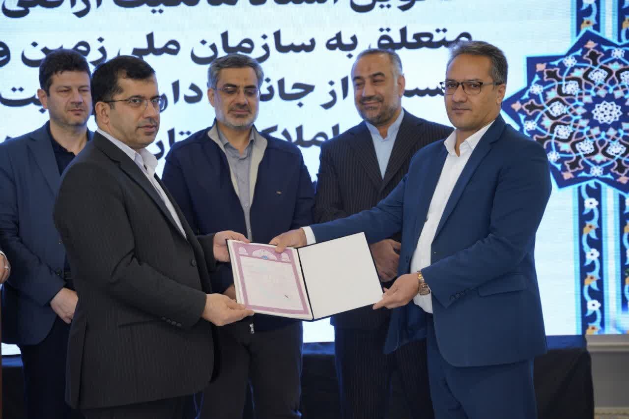 تفاهمنامه تأمین مسکن ایثارگران استان گلستان امضا شد