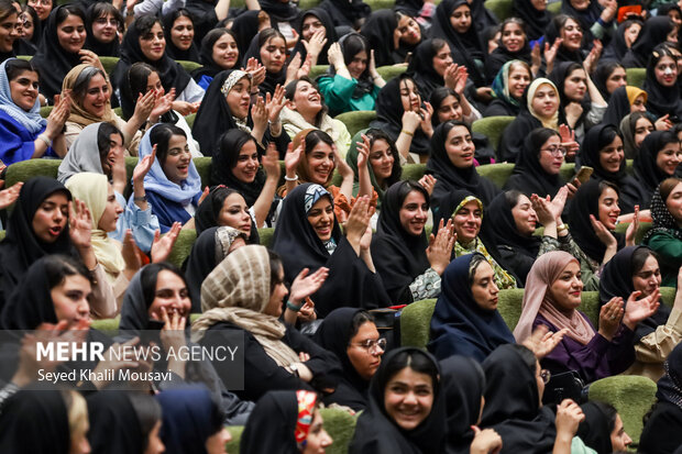 آیین نو دانشجویان ۱۴۰۳ دانشگاه شهید چمران اهواز