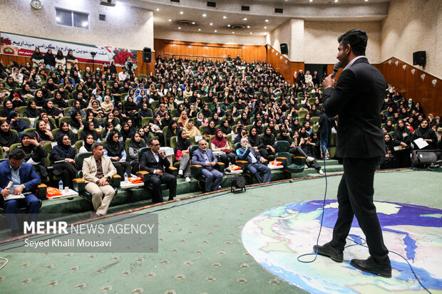 آیین نو دانشجویان ۱۴۰۳ دانشگاه شهید چمران اهواز