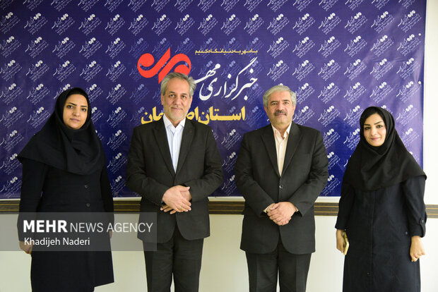 مدیرکل محیطزیست اصفهان از خبرگزاری مهر بازدید کرد