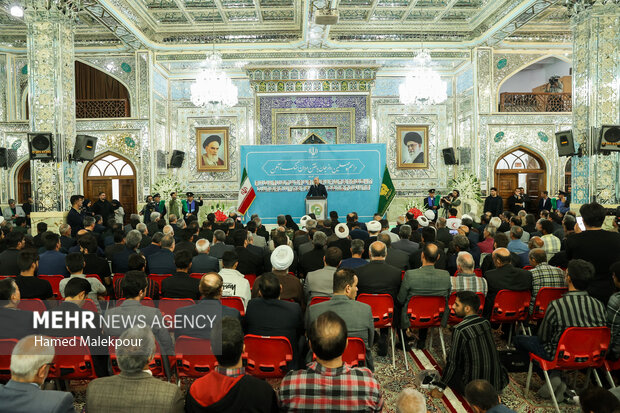 مراسم چهلمین روز درگذشت جانباختگان حادثه معدن طبس