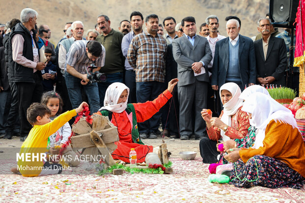 نخستین جشنواره انار روستای نمهیل خلخال