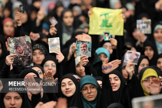 دیدار دانش‌آموزان و دانشجویان با رهبر معظم انقلاب اسلامی