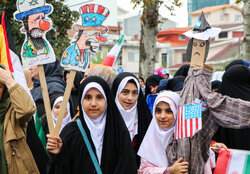 راهپیمایی یوم‌الله ۱۳ آبان در هرسین برگزار می‌شود