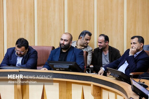 با حضور معاون رئیس جمهور نشست نخبگان شاهد و ایثارگر در گیلان برگزار شد