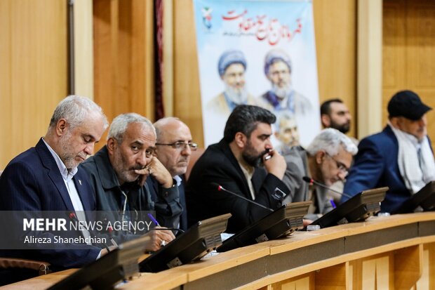 با حضور معاون رئیس جمهور نشست نخبگان شاهد و ایثارگر در گیلان برگزار شد