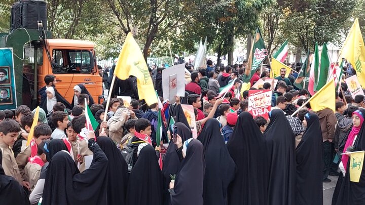 راهپیمایی ضداستکباری ۱۳ آبان در کرج برگزار شد